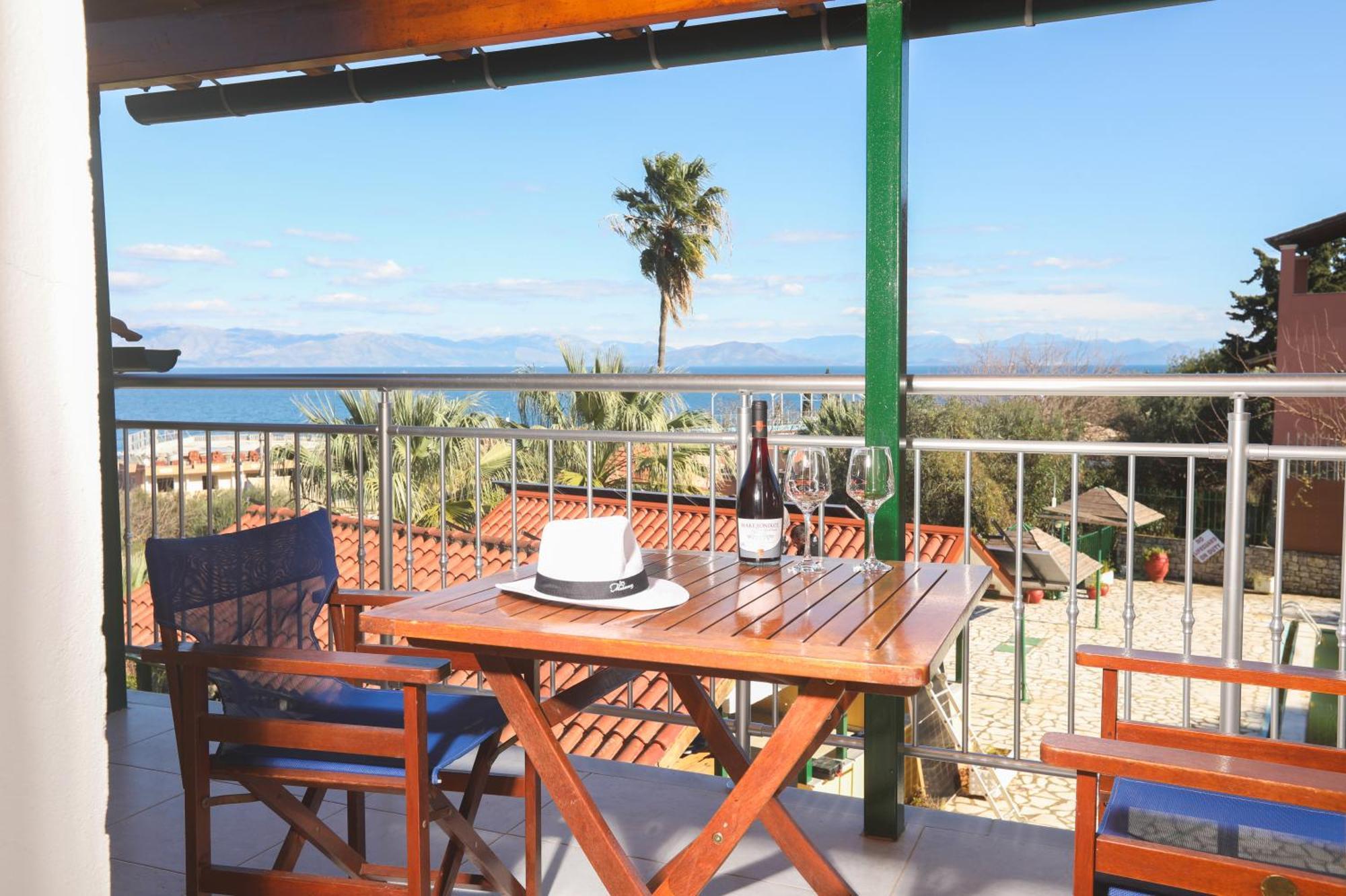 Corfu Hotel Apartments Benitses  Luaran gambar