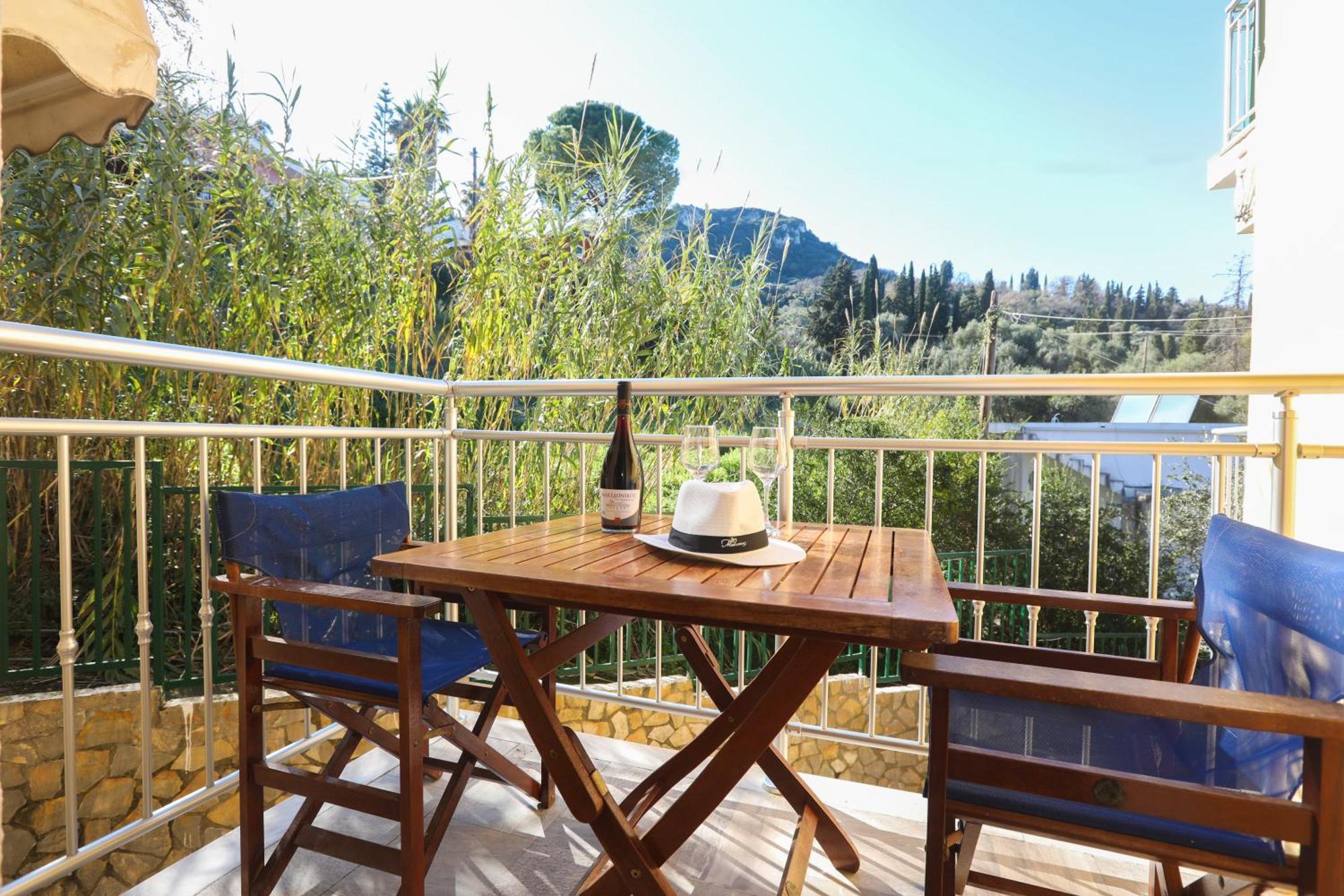 Corfu Hotel Apartments Benitses  Luaran gambar