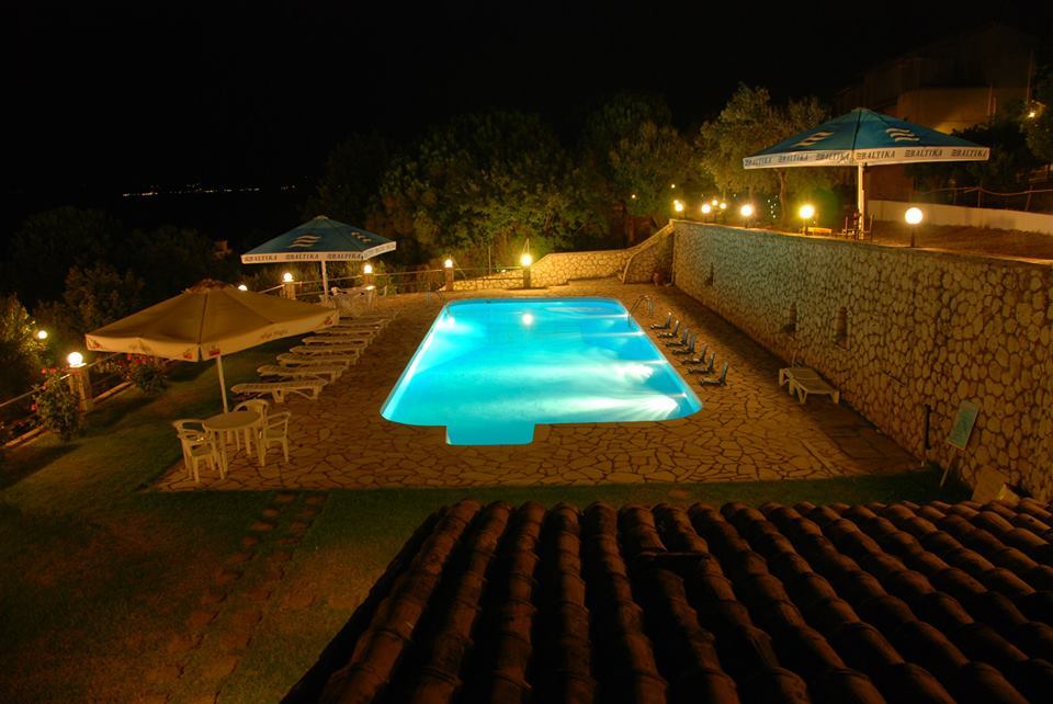 Corfu Hotel Apartments Benitses  Luaran gambar